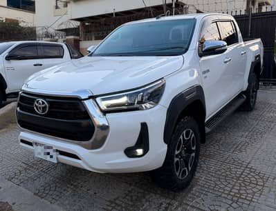 Toyota Hilux Revo V 2024