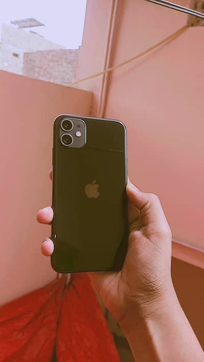 iPhone 11 non pta all’ oka 64gb with box he battery 73 health