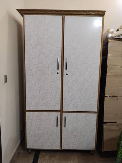 Totaly new and unused Almirah with extra furnishing