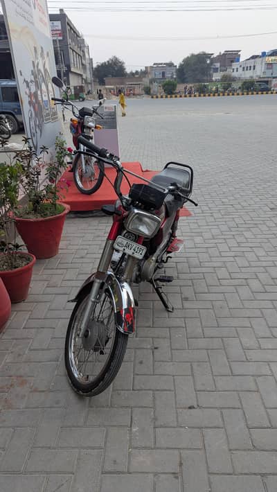 2020 hi speed red color 15000 km driven