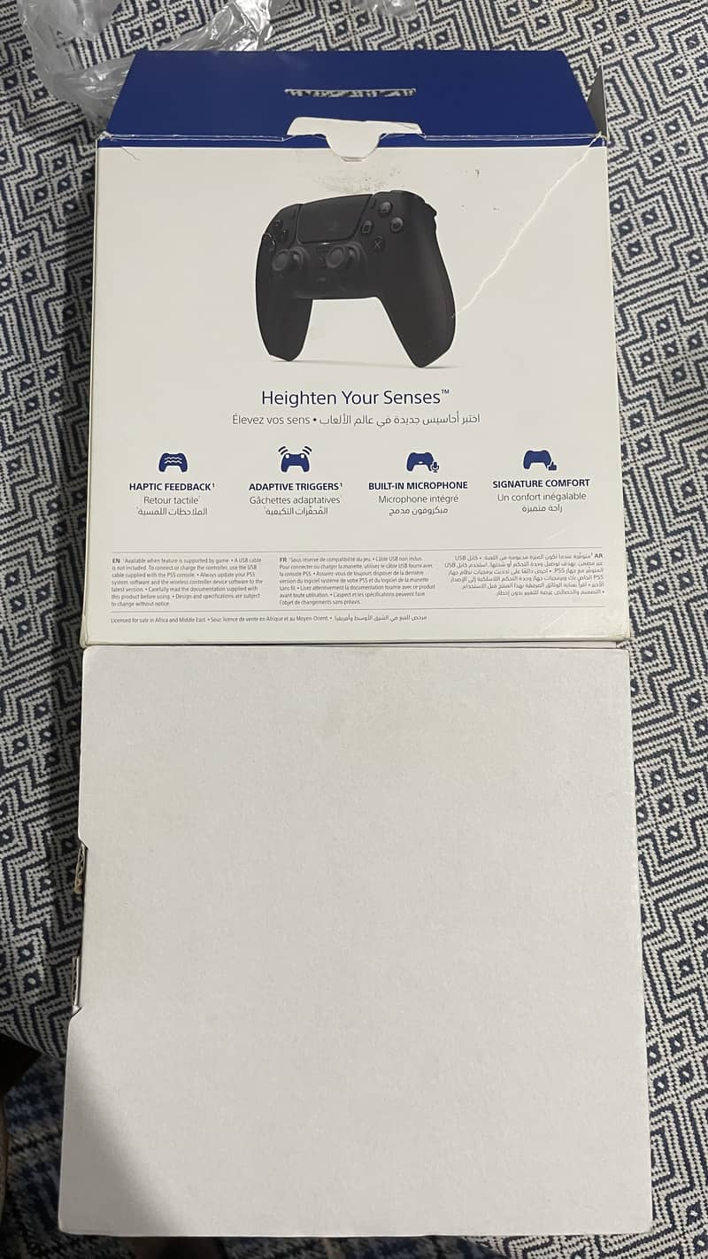 PS5 controller with box 2