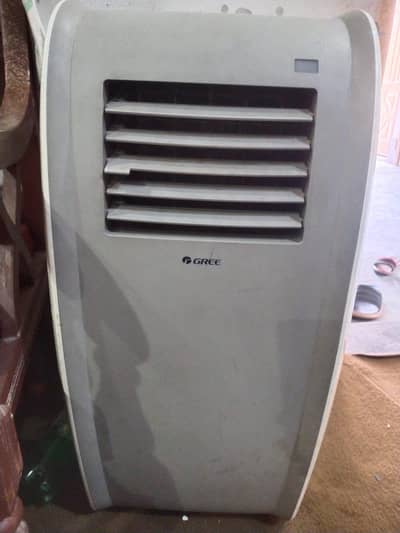 Gree fortable AC  urgent for sale