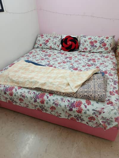 گدا اور بیڈ