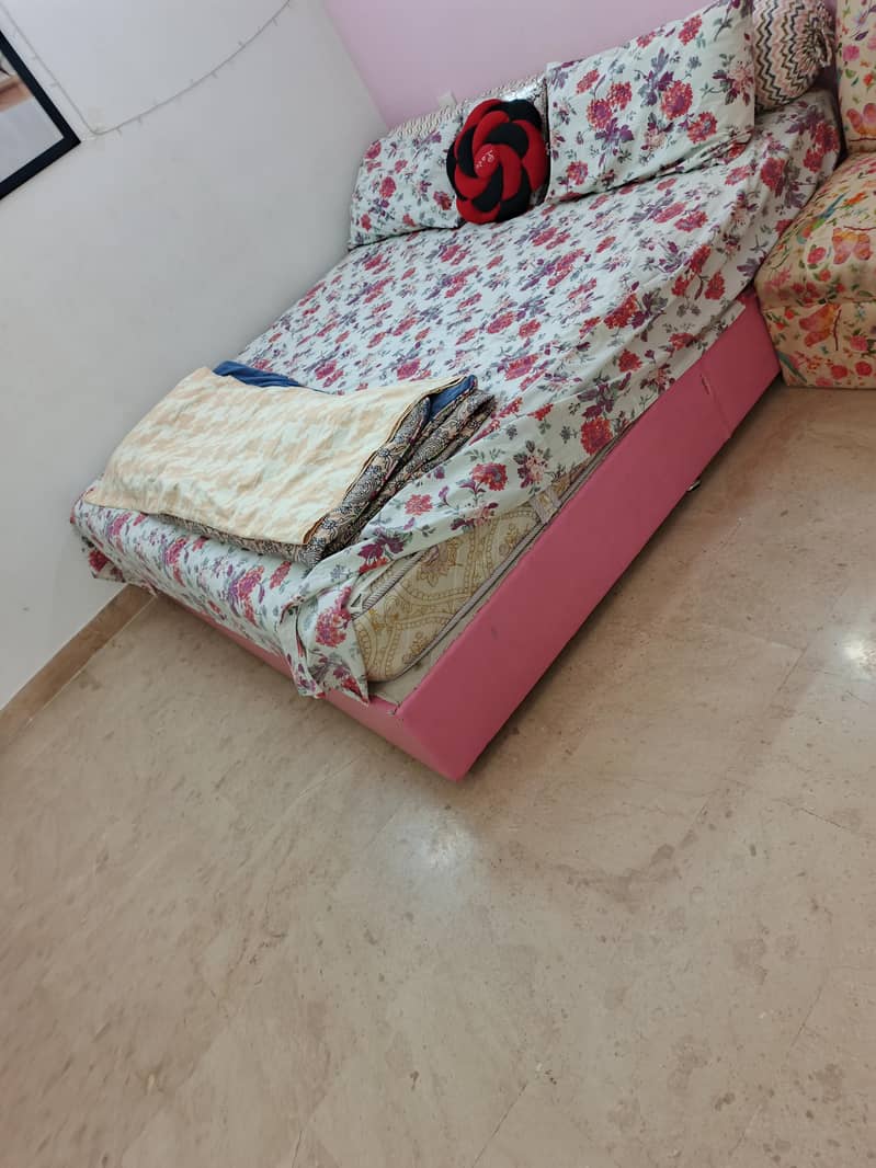 گدا اور بیڈ 3