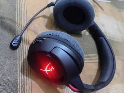 HyperX Cloud Flight Wireless Gaming Headset.