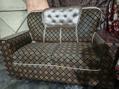 moja arjant paso ki zarorat ha