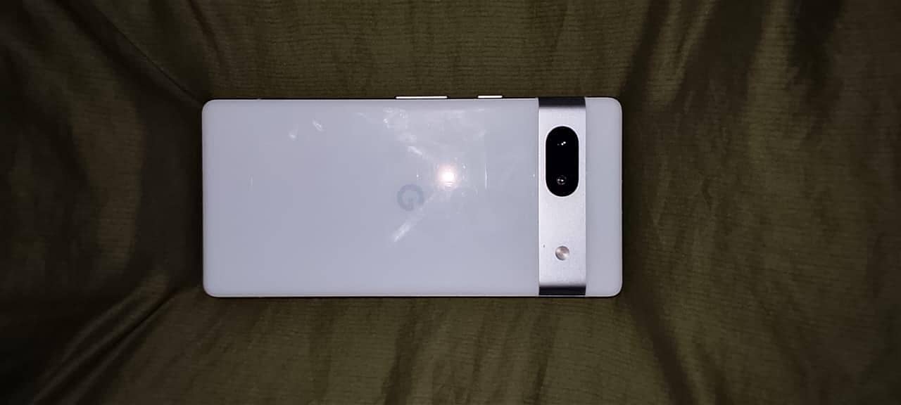 Google pixel 7a 5
