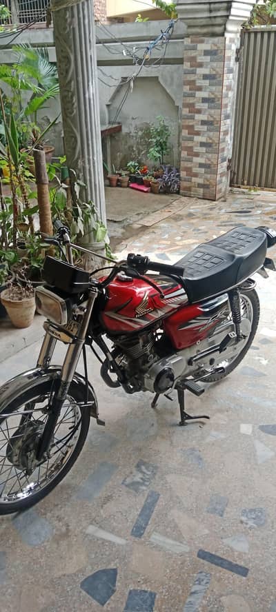 Honda CG125 For Sale .