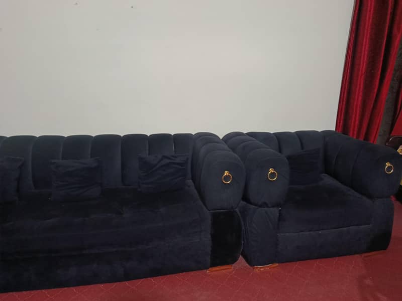 Velvety Black Sofas Set 1