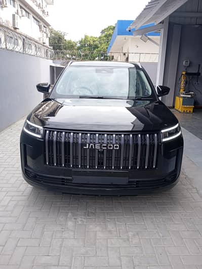 Jaecoo J5 Premium Black color, HAZIR