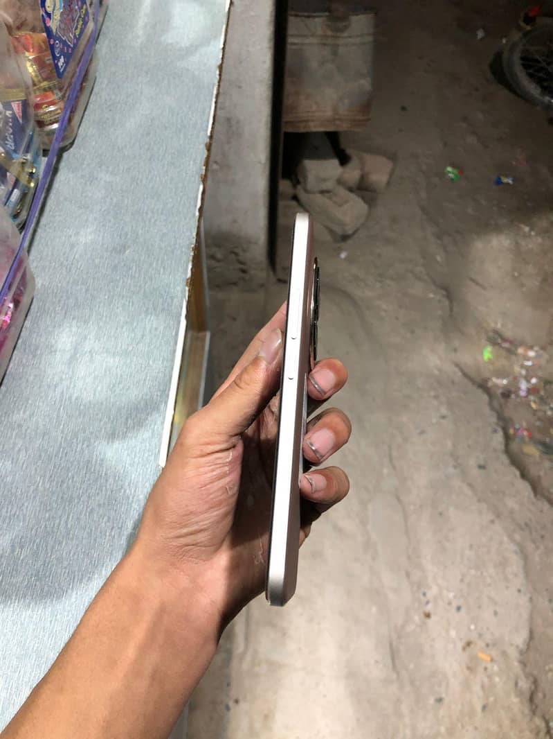 Redmi note 15 pro + 1