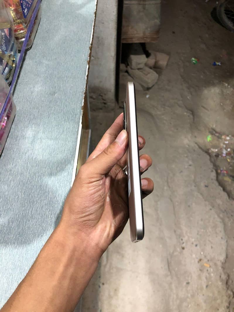 Redmi note 15 pro + 2