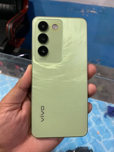 Vivo Y100 8/256 9/10 condition Full Box