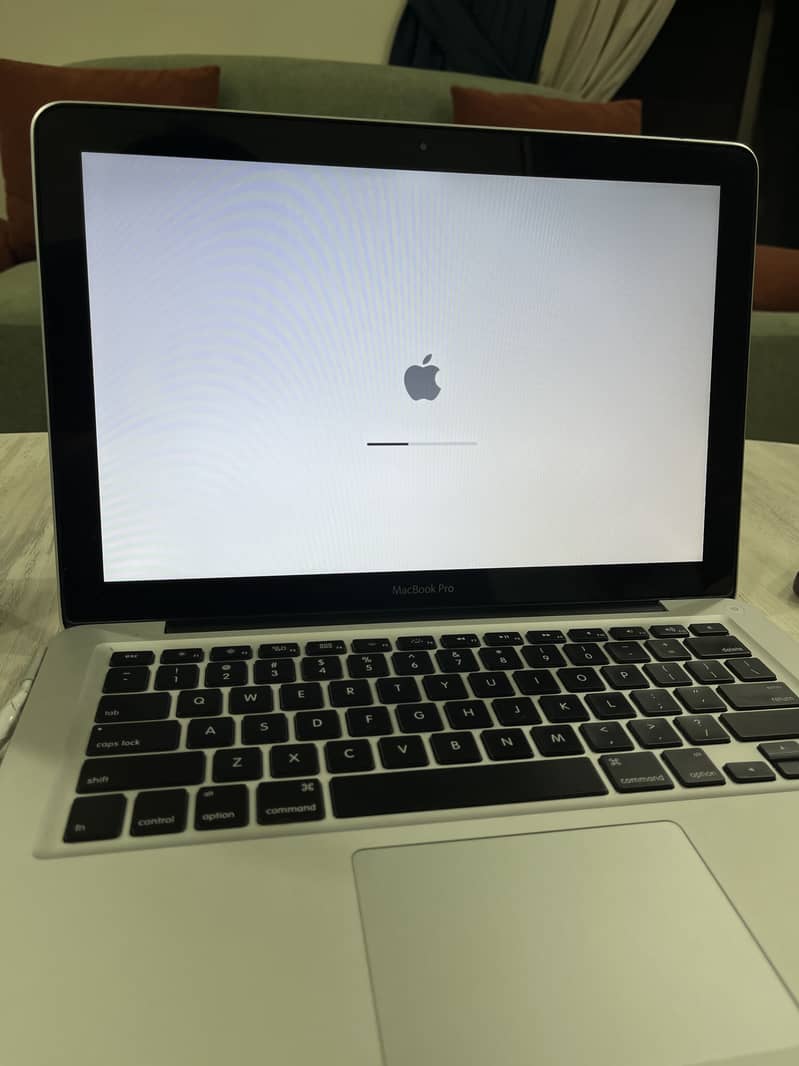 Macbook Pro 2011 1