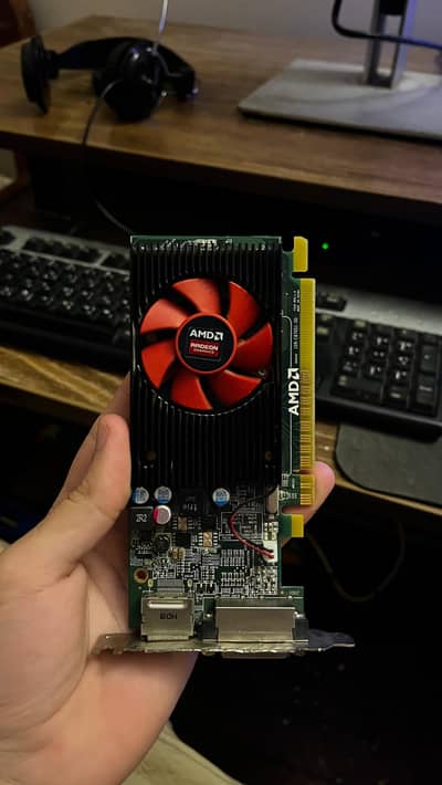 Amd 2 Gb R5 340x DDR3 64bit