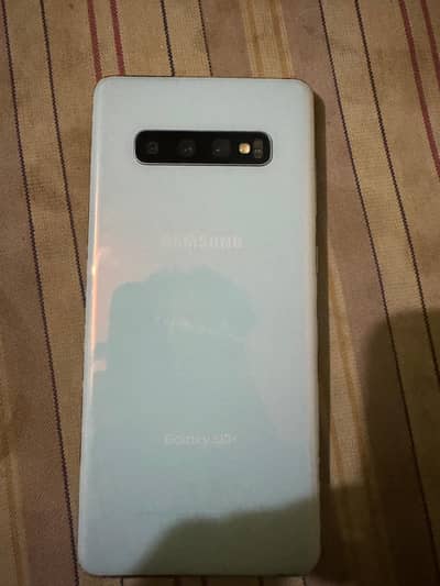 Samsung Galaxy S10 plus
