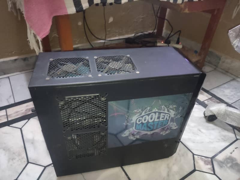 Cooler Master Case 1