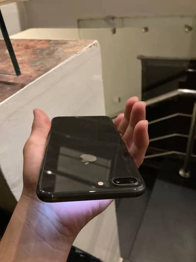 iPhone 8 plus 64 GB