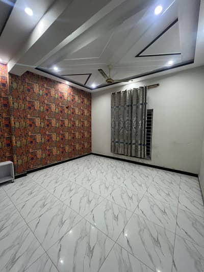 4.5 Marla Lower Portion Available For Rent