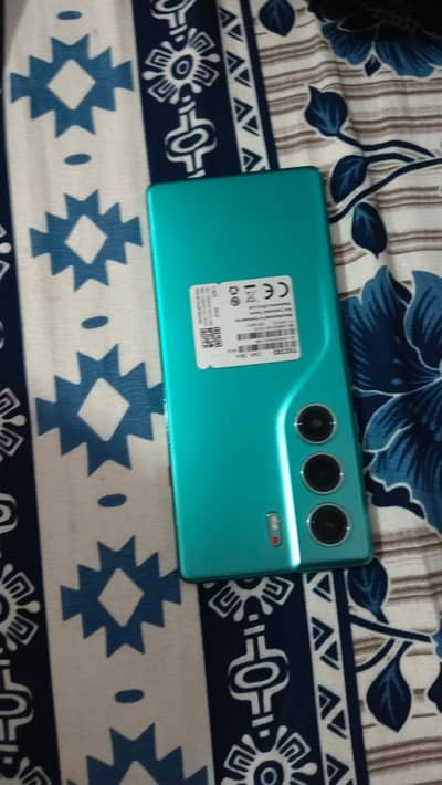 Tecno Camon 40 PTA Approved Good condition (box available)
