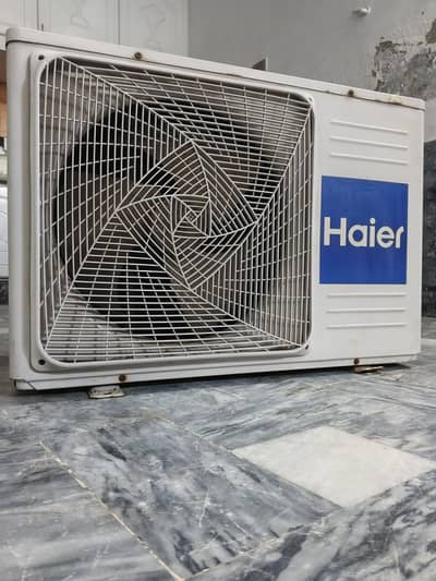 Non inverter AC