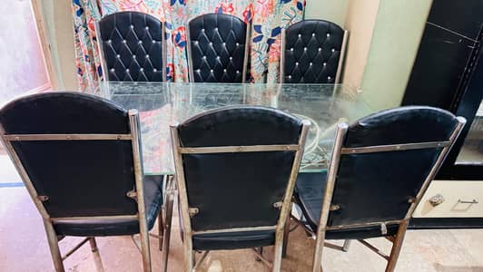 Dining Table with 6 chairs