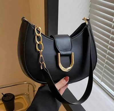 Elegant Black Ladies Bag | Trendy Shoulder Handbag | New