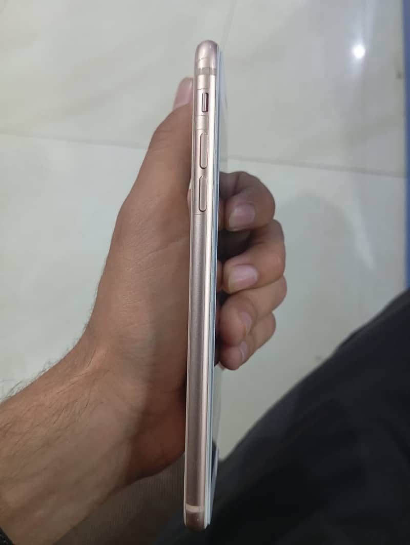 Iphone 8 plus Pta Approved 3