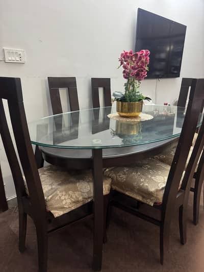 Dining table 6 chairs