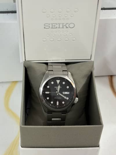 Seiko 5 Automatic Watch – Original | Excellent Condition | With Box