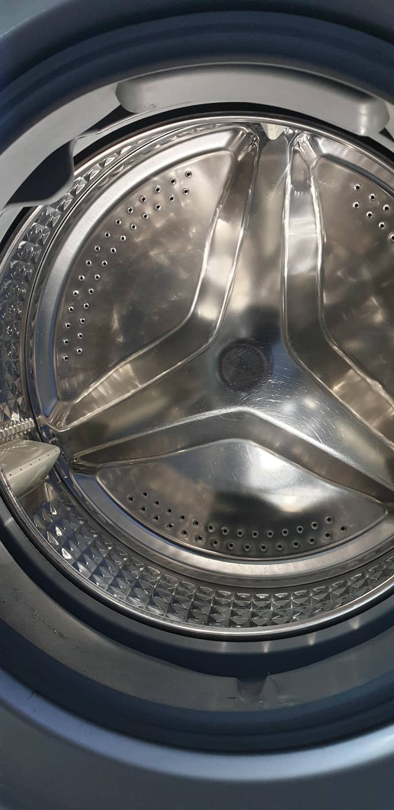 Automatic washing machine 4