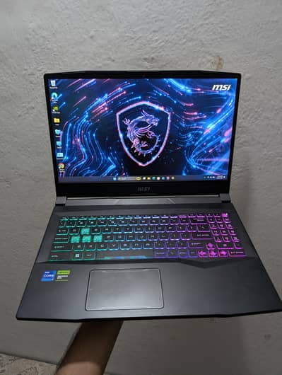 MSI Pulse | i7-13700H | RTX 4070 (140W)*