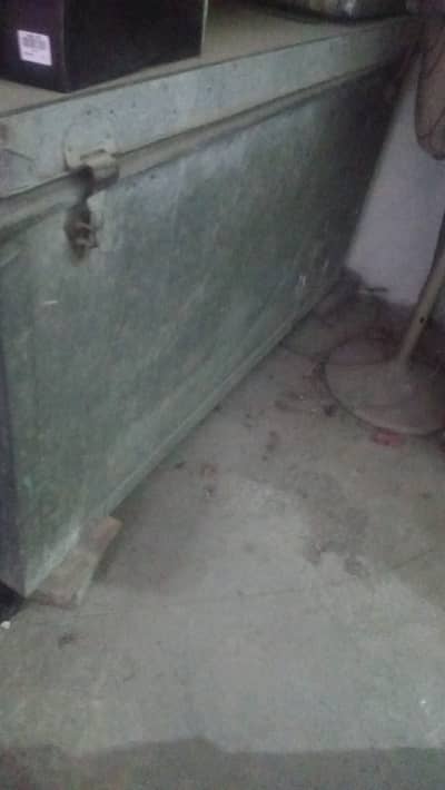 A full size peeti for sale