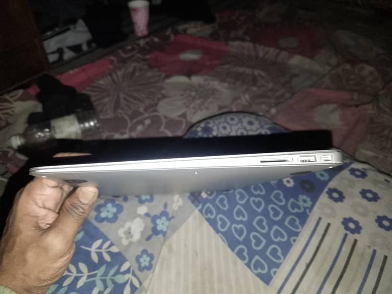 Mac book 1