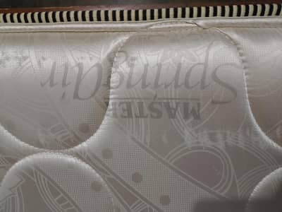Master Spring Air moltyfoam King size used but looks like new 8.5/10
