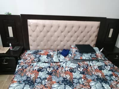 selling my bed  dressing side wod robe