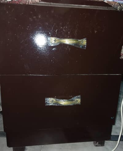 new king size bed with side tables