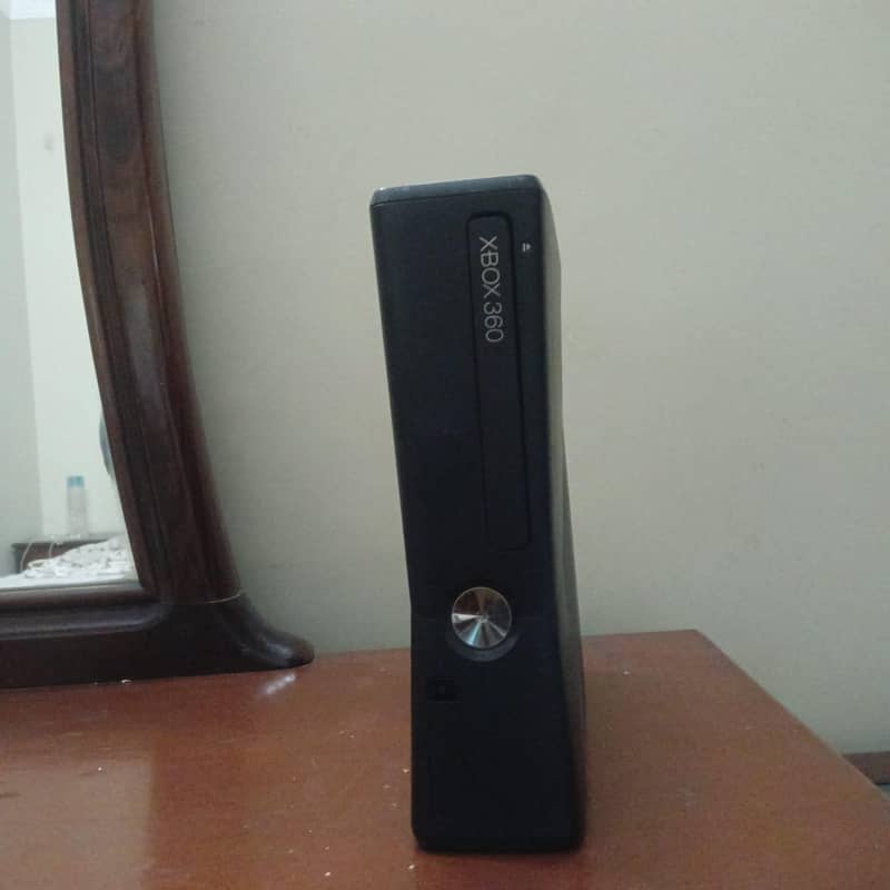 Xbox360 slim 2