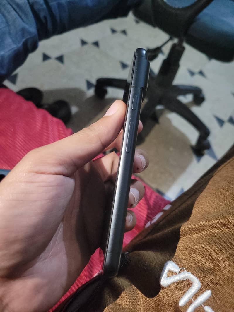 Google Pixel 8 Approved 1