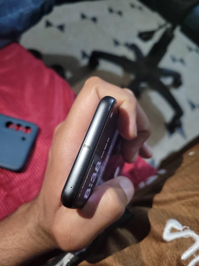 Google Pixel 8 Approved 3