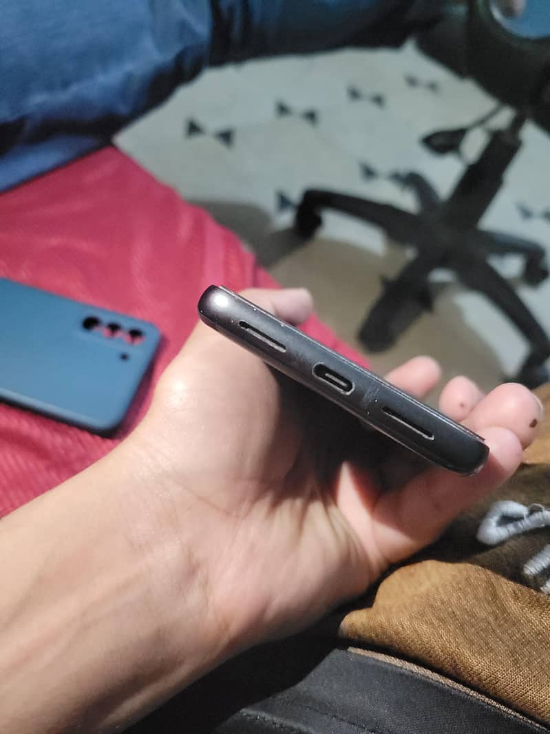 Google Pixel 8 Approved 5