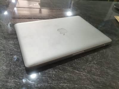 Apple Mac Book pro i5 late 2011