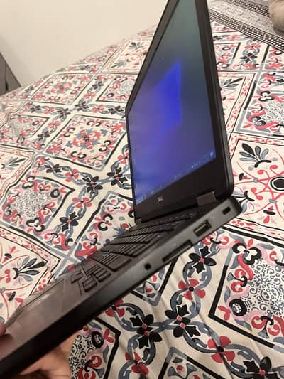 Dell latitude E5470