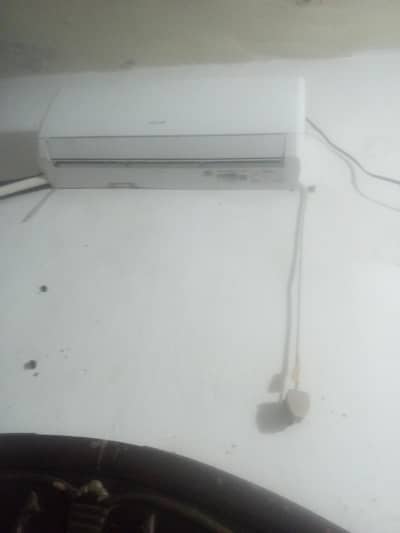 Gree Ac 1 ton inverter t3