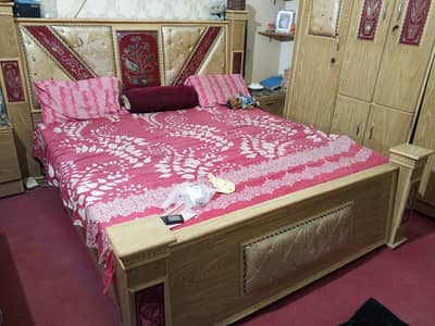 Complete Bed Room Furniture