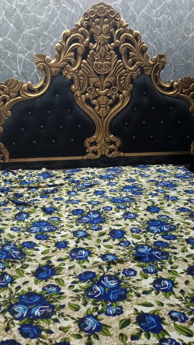 Bed dressing sides table