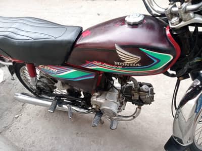HONDA CD 70