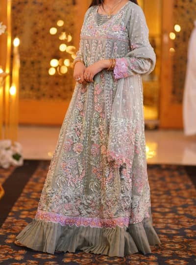 brand: republic. maxi wore twice