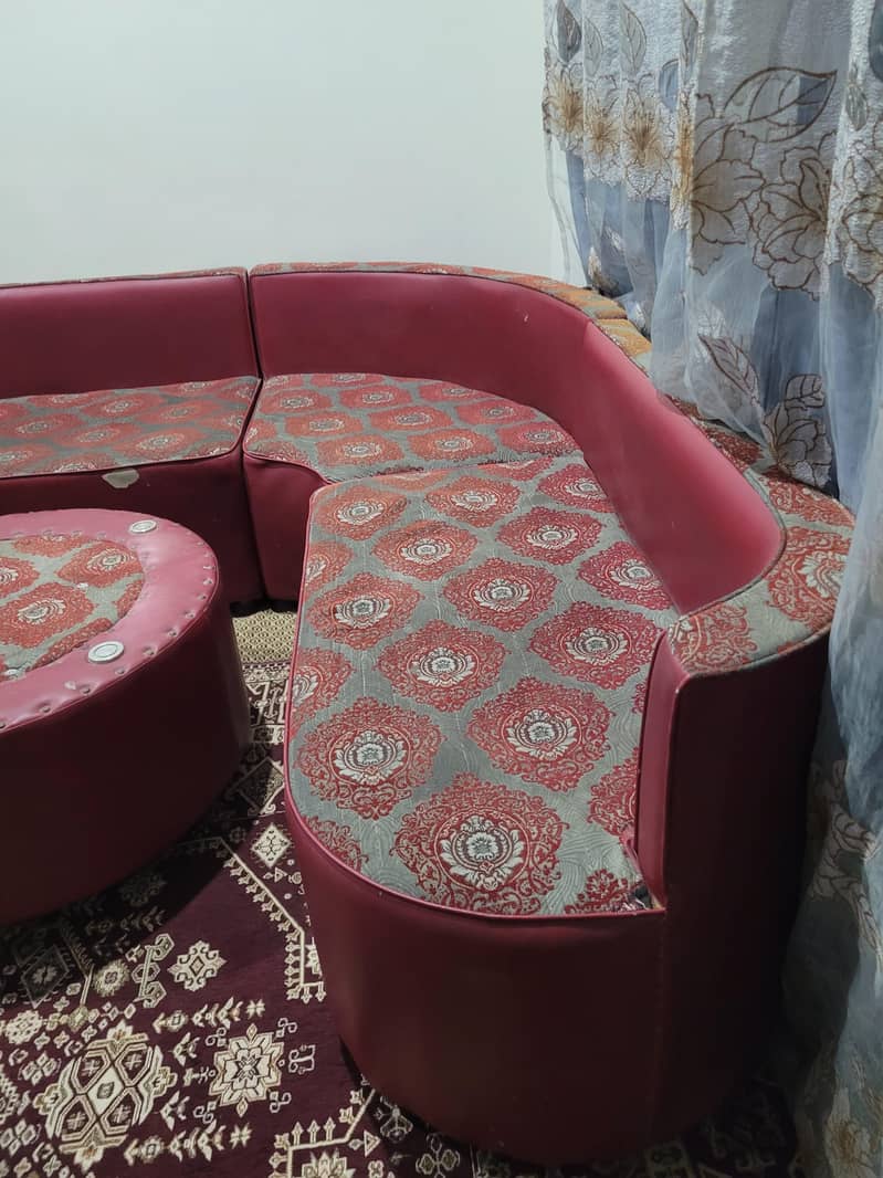 corner sofa with table 2