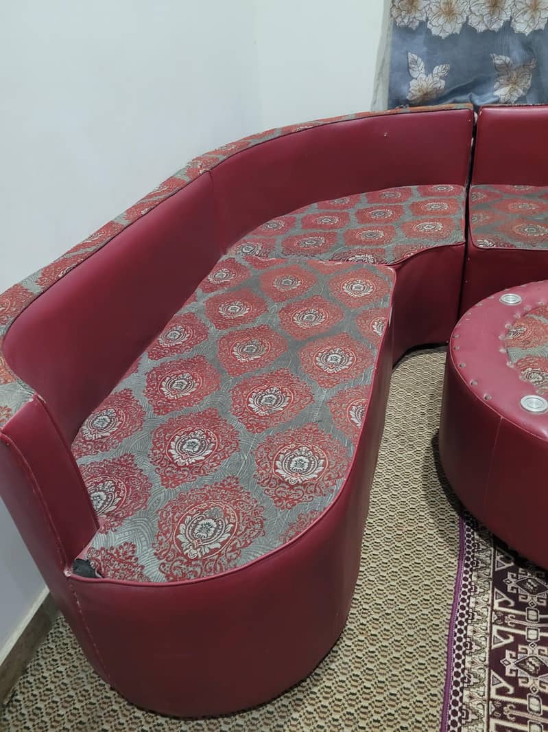 corner sofa with table 4